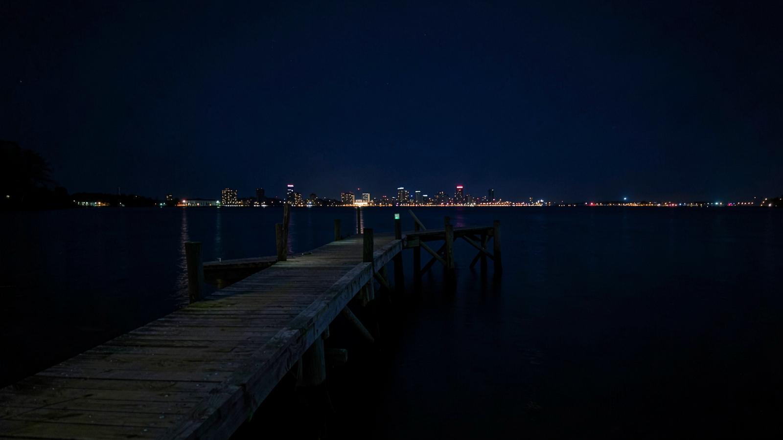 2 AM Delivery in Burlington at night
